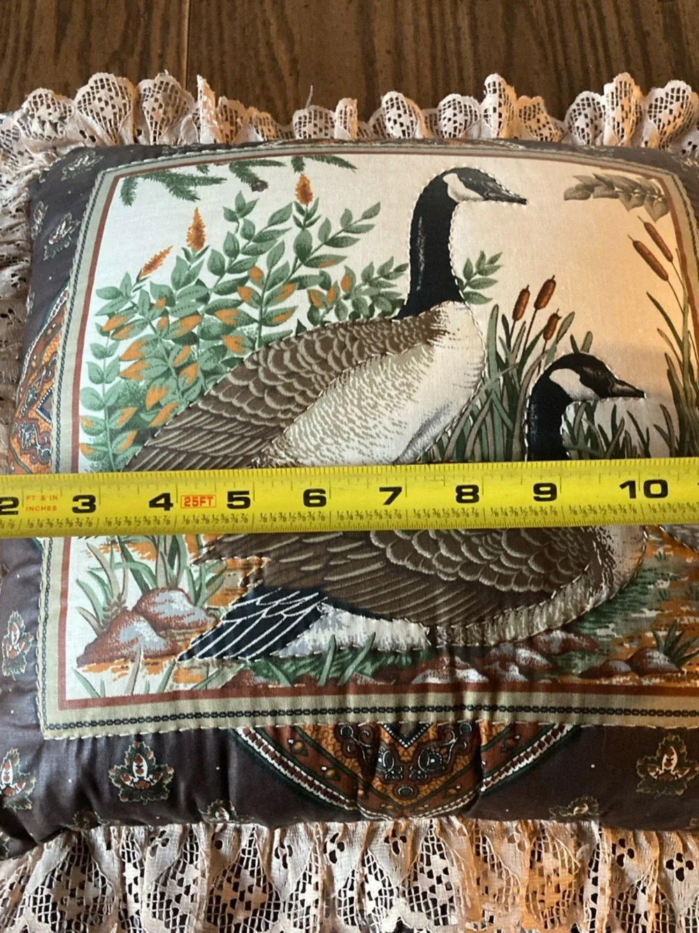2 Vtg 80s-90s accent Goose Print Ruffled Throw Pillows ruffled edges